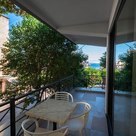 Hotel Lili-1 Sarande Bagian luar foto